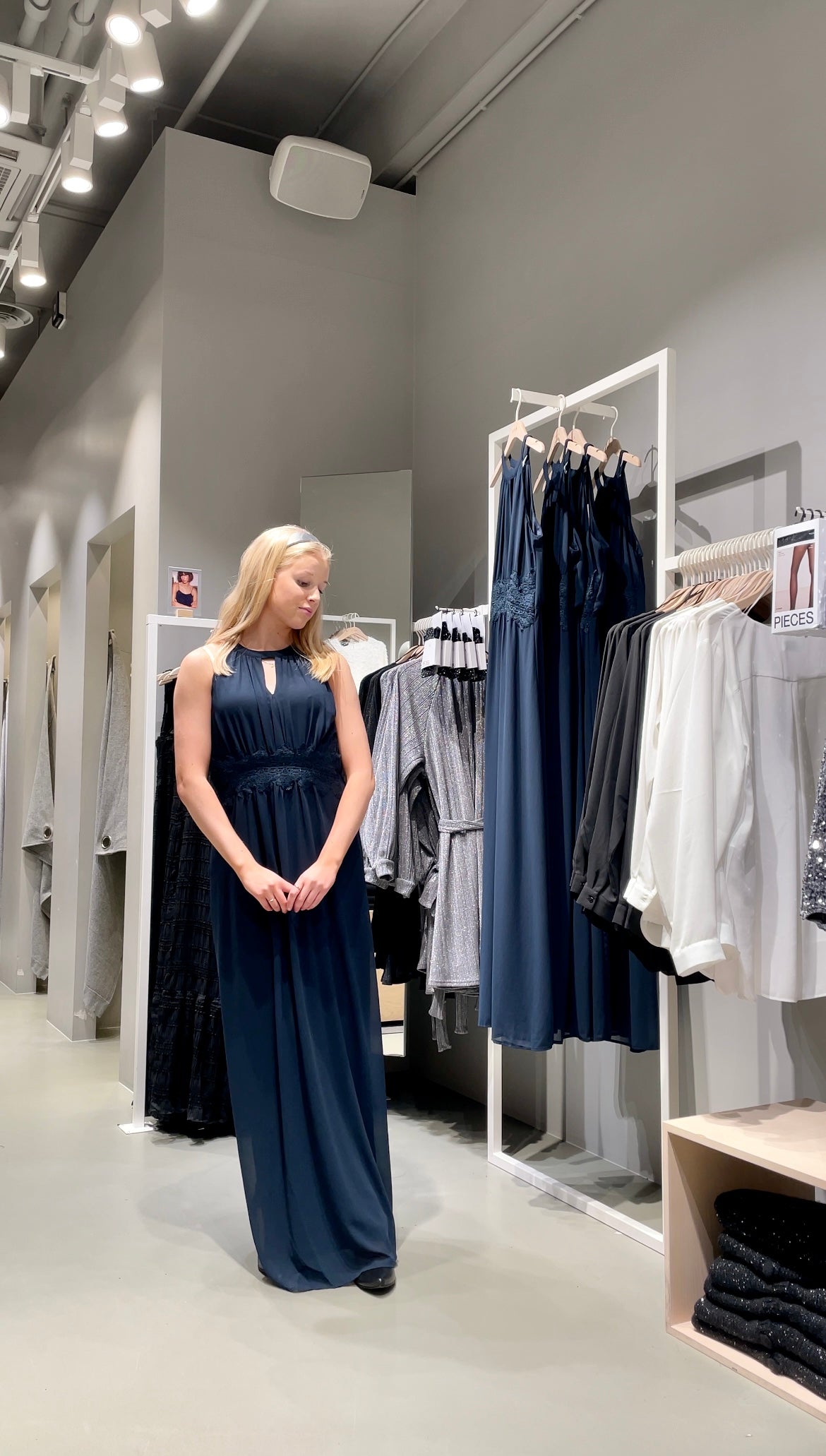 VIMILINA Dress - Total Eclipse