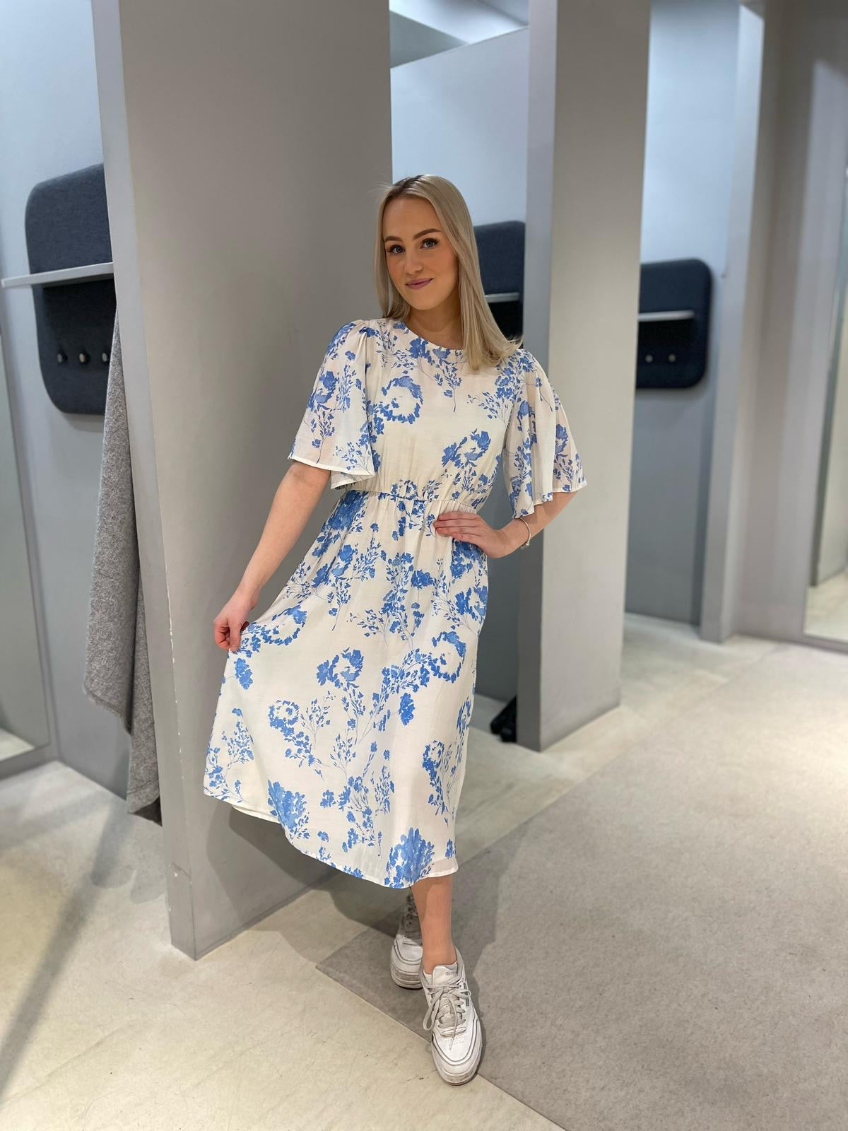 VILANNAI Midi Dress - Birch