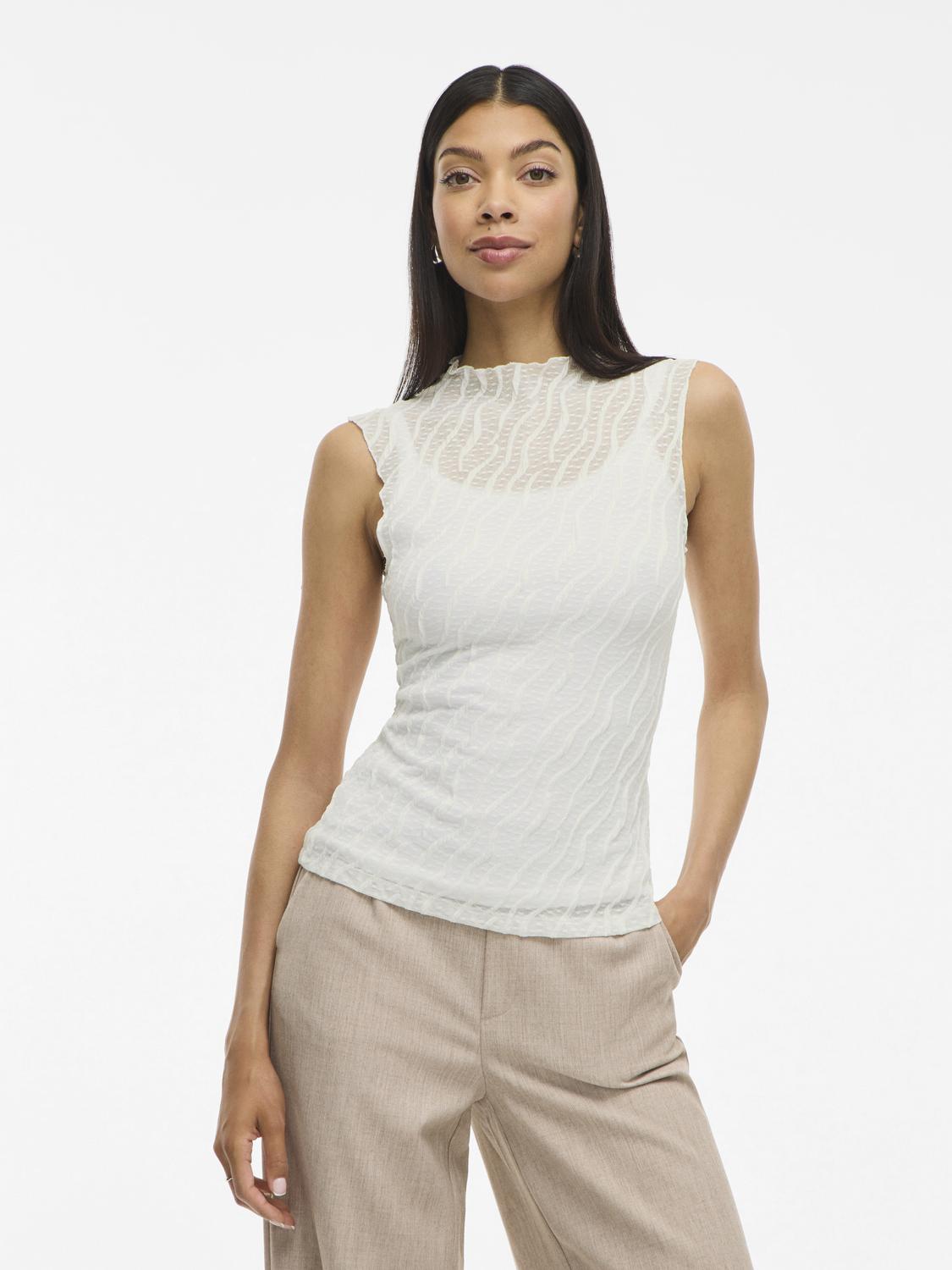 model_shot-front