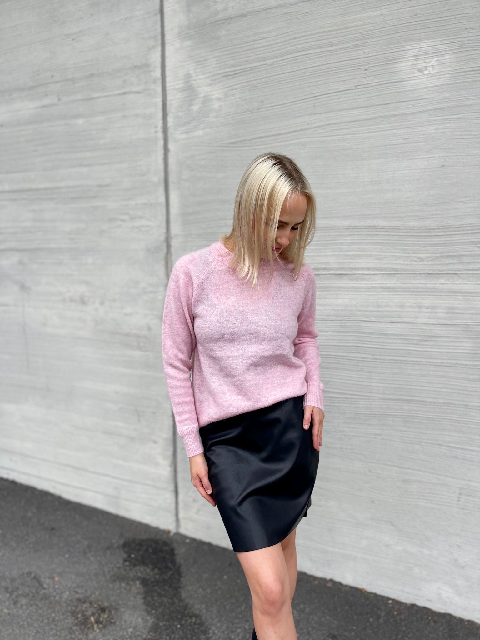 SLFLULU Pullover - Bleached Mauve