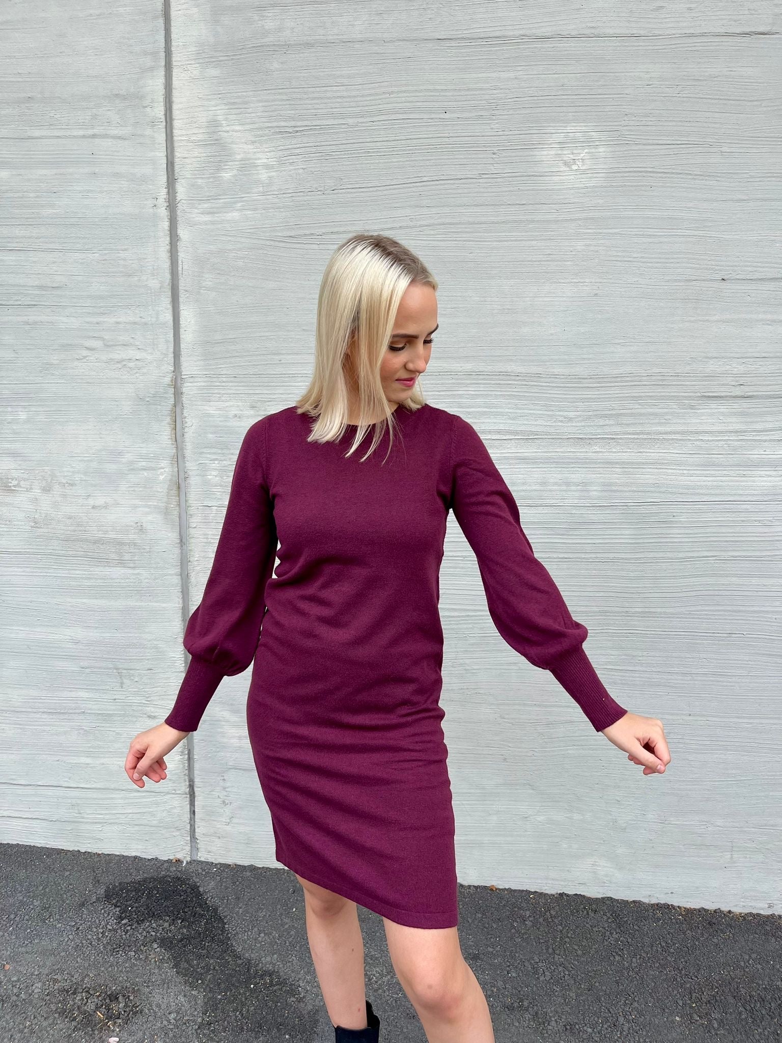 VIKERRY Midi Dress - Fig
