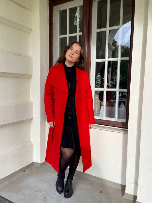 VIDICA Coat - Poppy Red