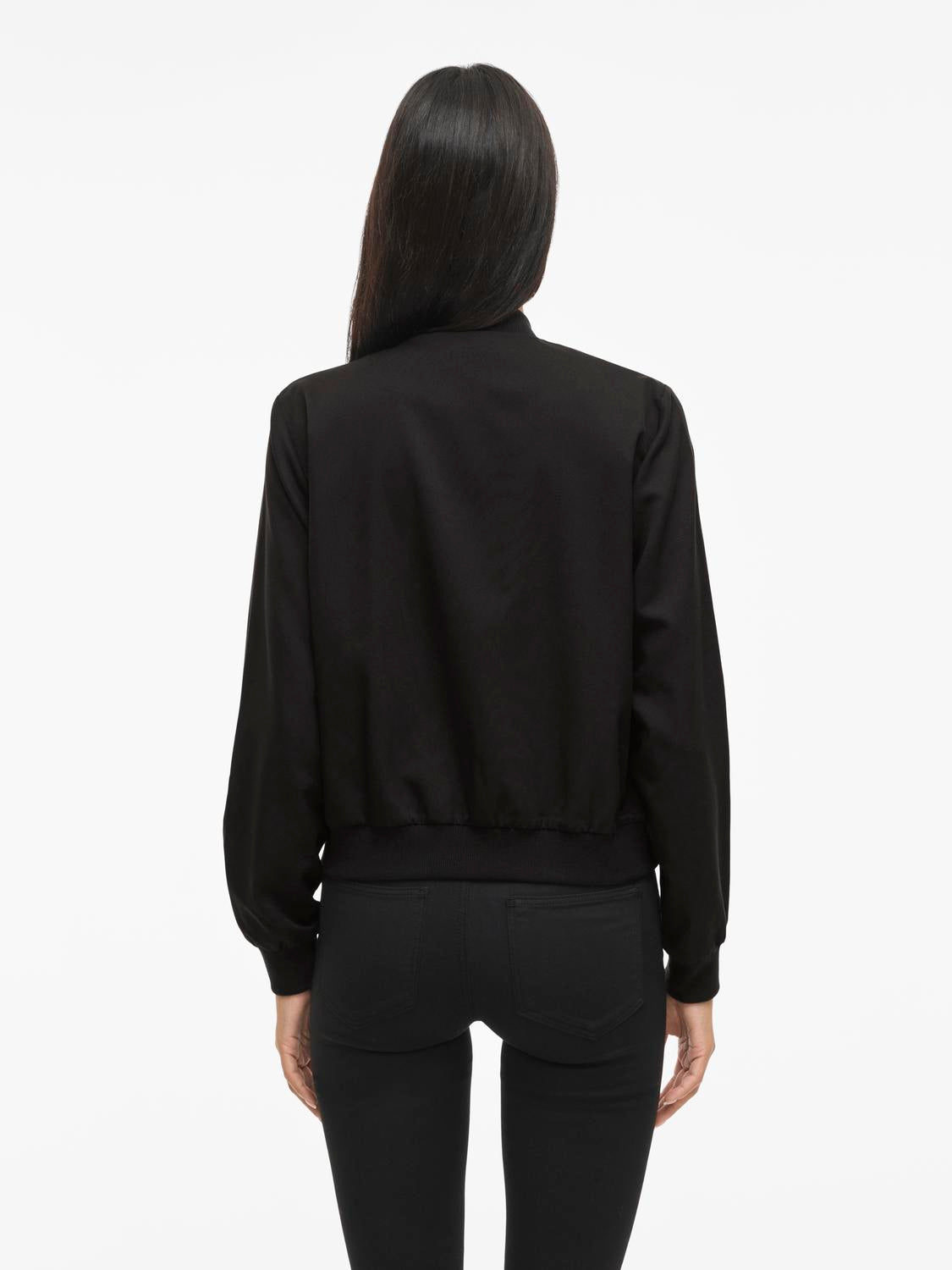 model_shot-back