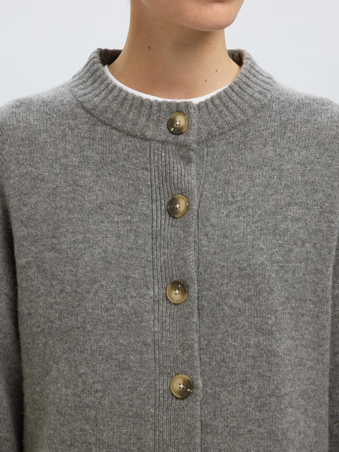 model_shot-detail